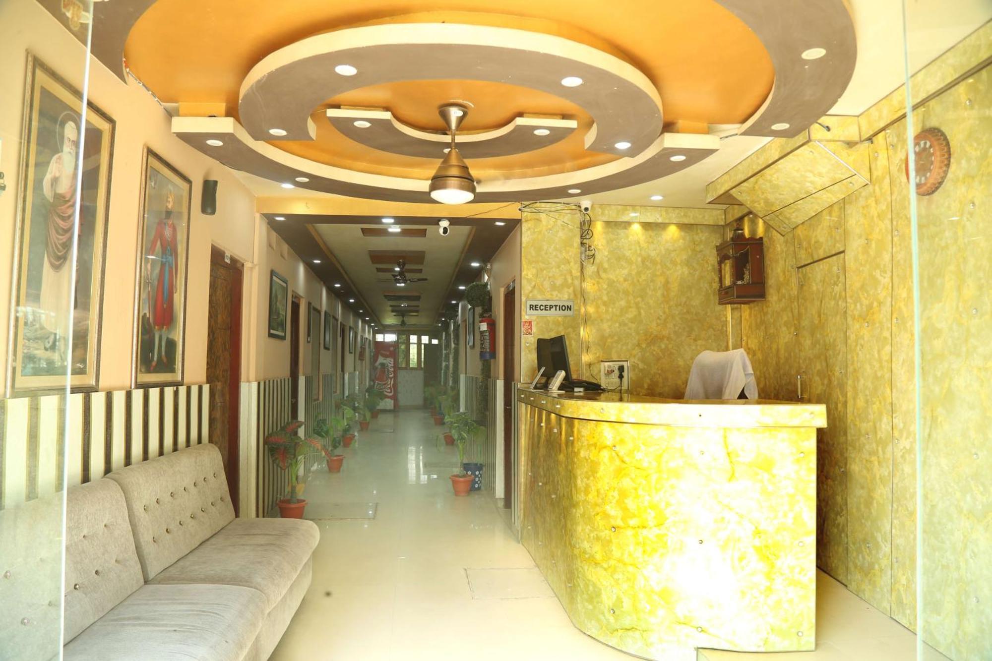 Radhika Hotel