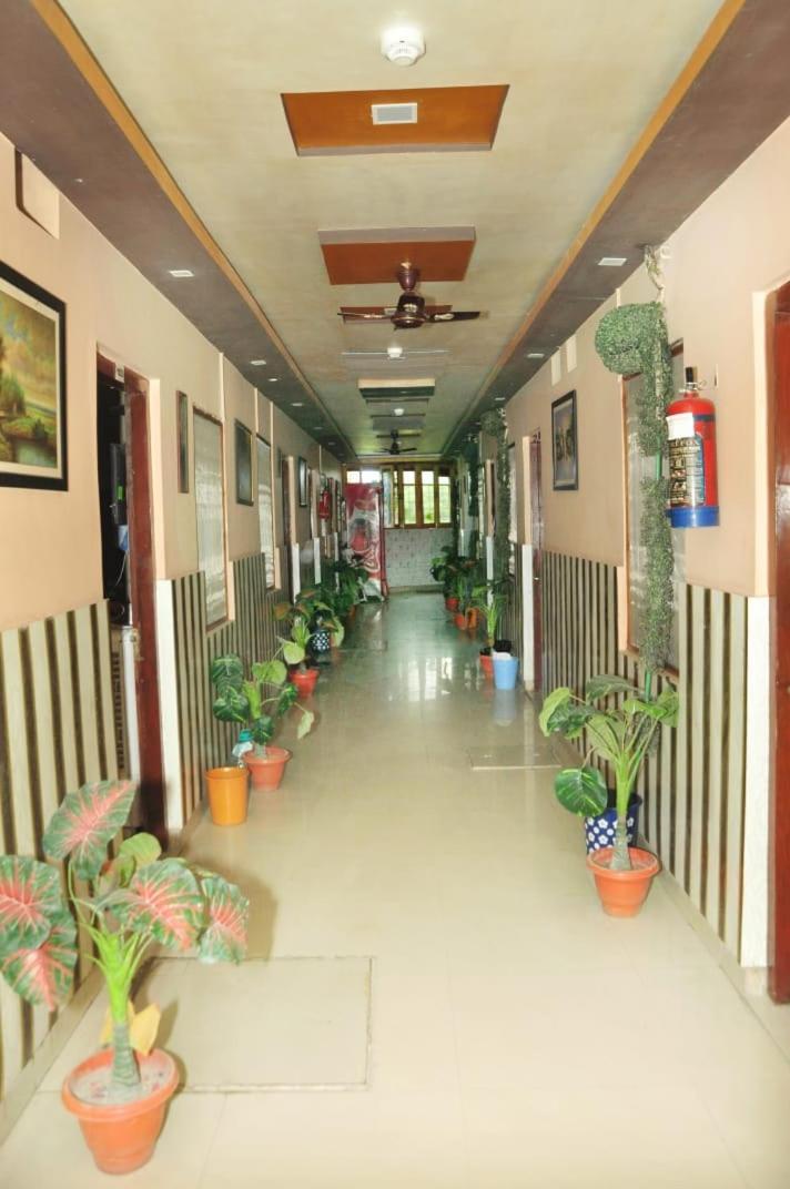Radhika Hotel Lucknow